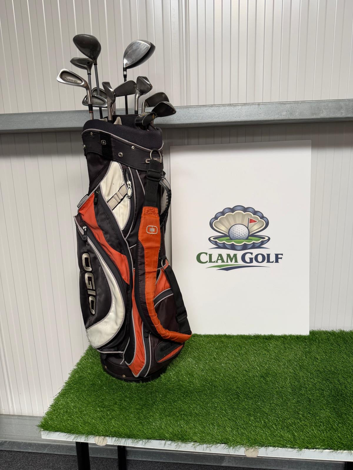 Men’s Right-Handed Petron Golf Set – Ideal for Beginners to Mid Handicap Golfers - everything you need to get out on the course and all in excellent used condition!