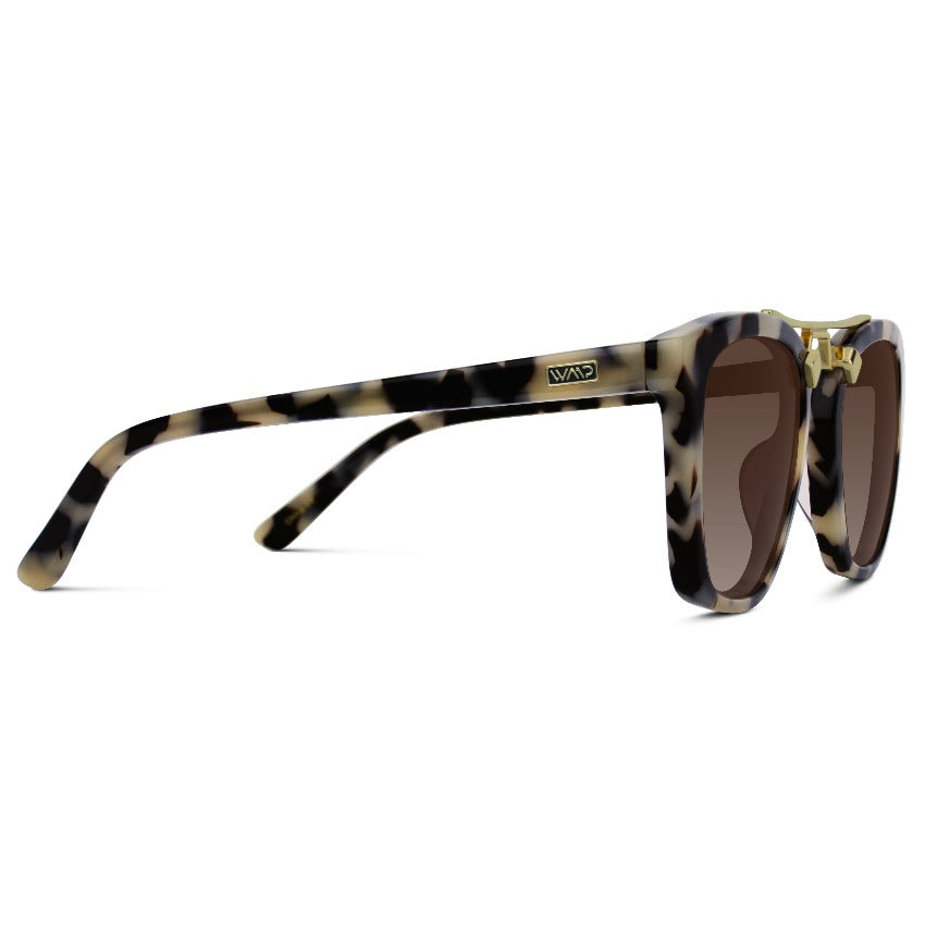 Lunettes de soleil oversize DEMI pour femme, couleur écaille beige, par WMP Eyewear UK