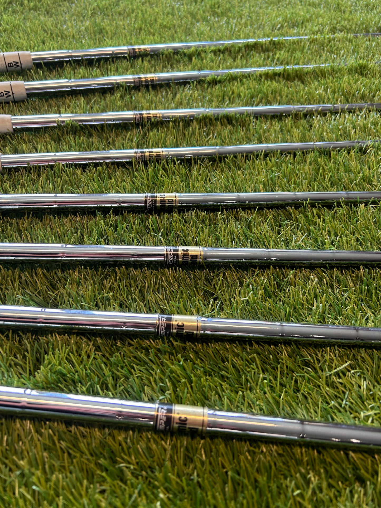 Titleist 704.CB Forged Iron set 3-PW Dynamic Gold R300 Steel Shaft Black Widow Grip - RH
