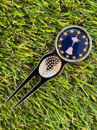 European METAL GOLF BALL MARKER AND PITCH REPAIR TOOL