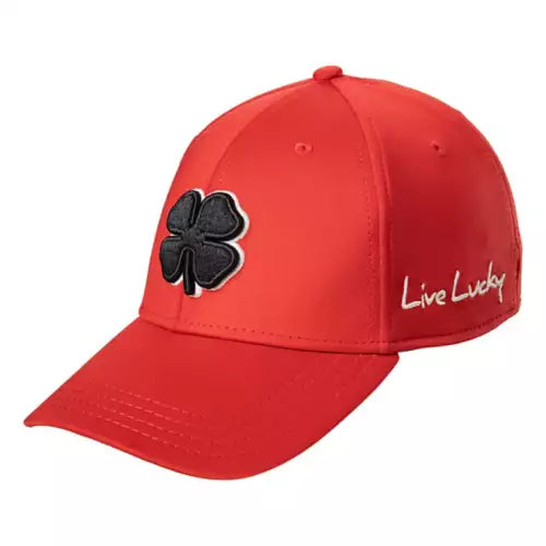 Black clover beanie shop