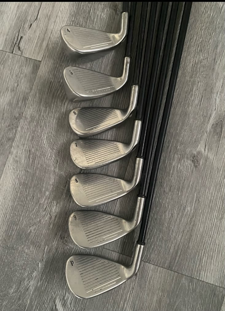 Callaway Big Bertha Irons 2008 Graphite 4-PW RH - Reg Flex