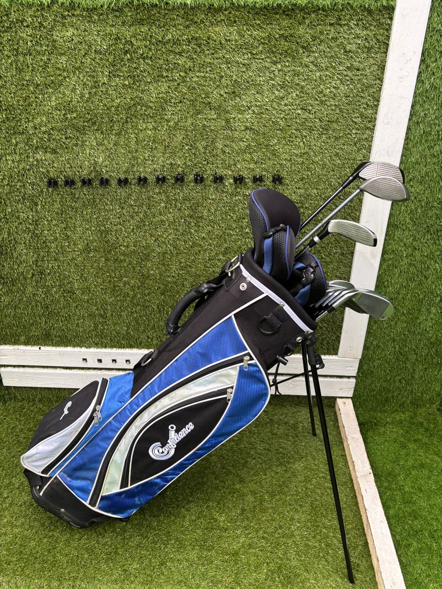 Confidence Complete Golf Set with Stand Bag (10 Clubs) Free Delivery