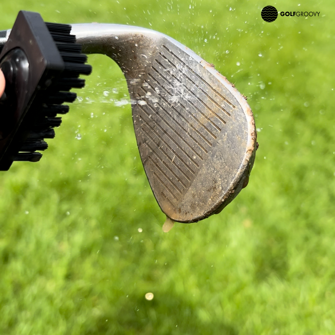 Golf Club Cleaner with Water Spray & Magnetic Clip