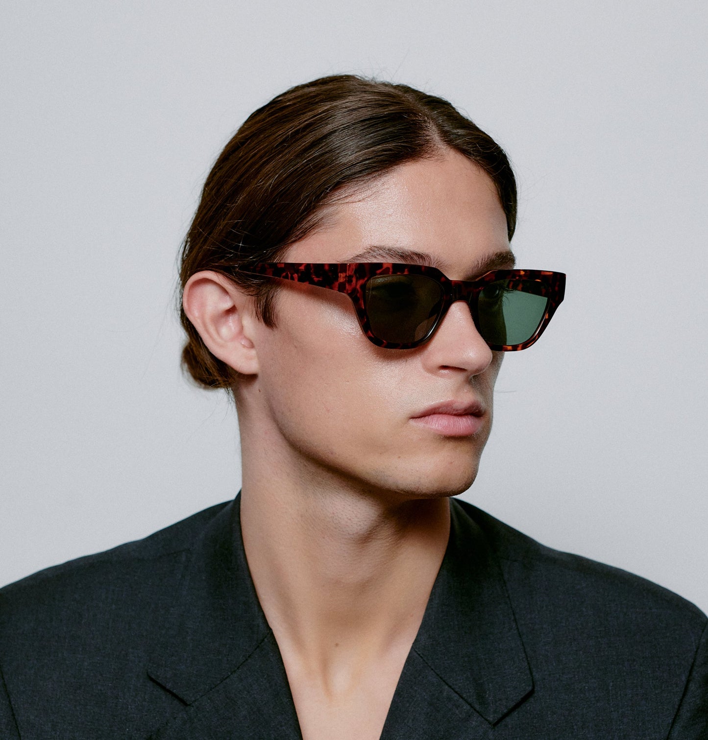 A.KJÆRBEDE KAWS Sunglasses l Demi Tortoise