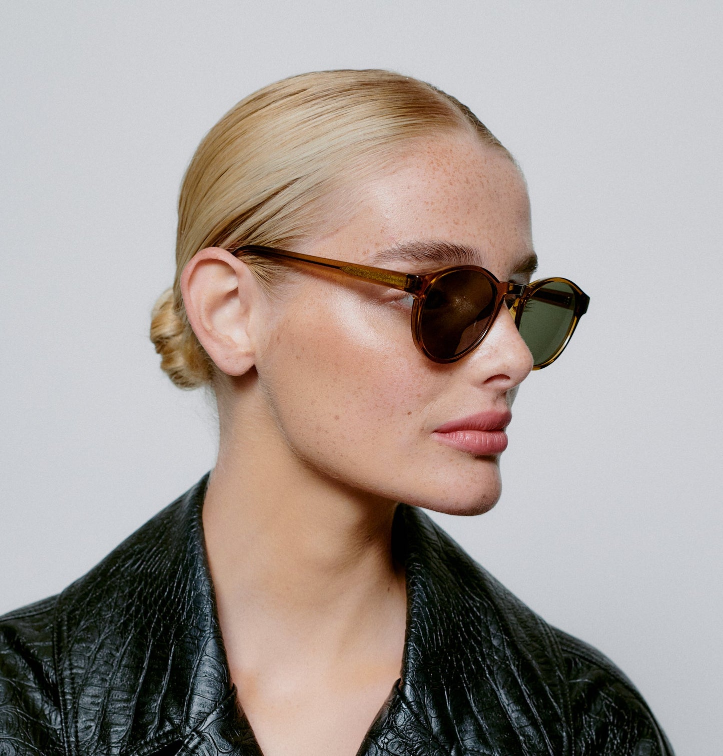 Marvin Round Smoke Transparent Unisex UV400 Sunglasses