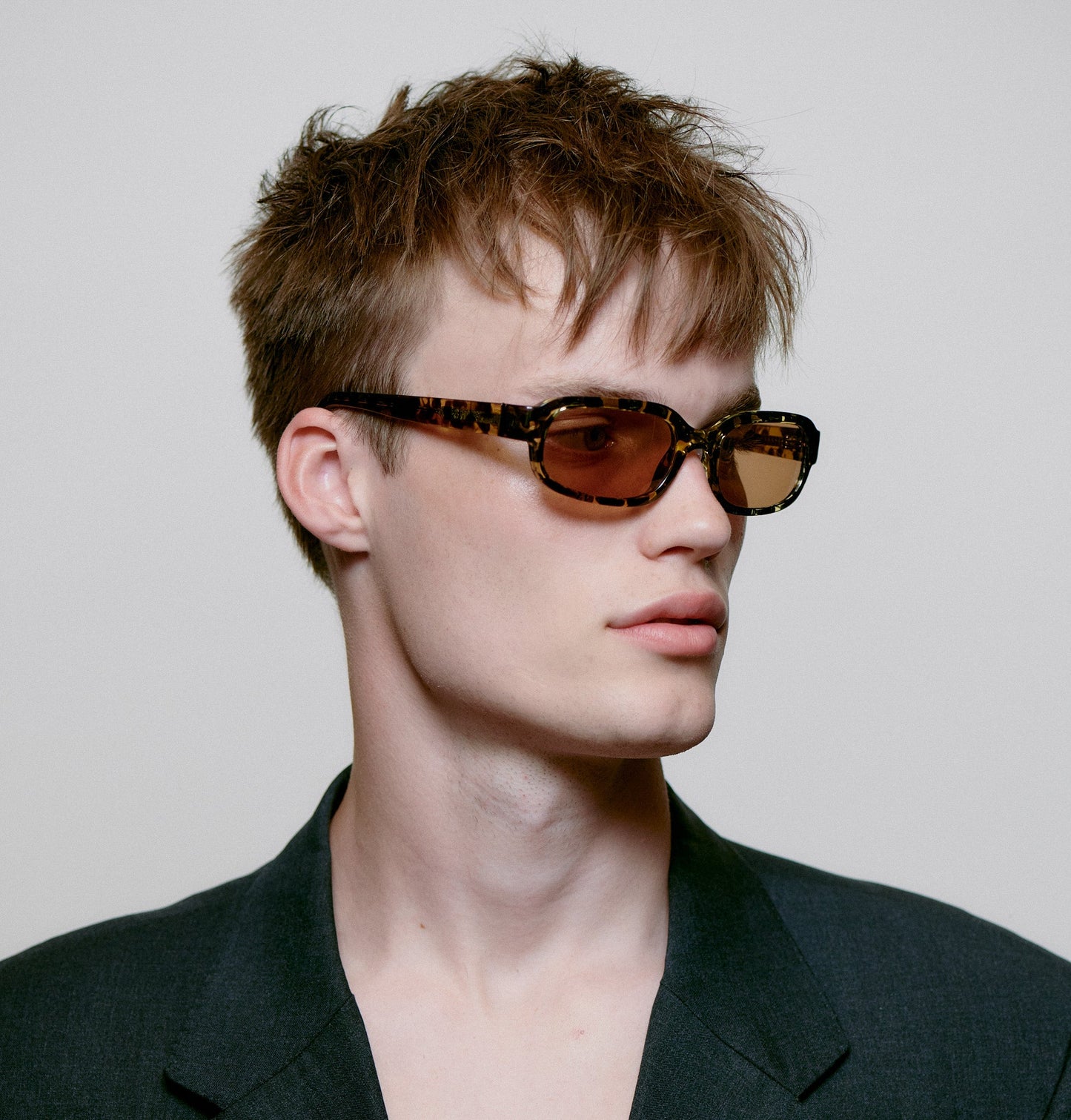 A.KJÆRBEDE WILL Sunglasses l Black Yellow Tortoise Slim Frame