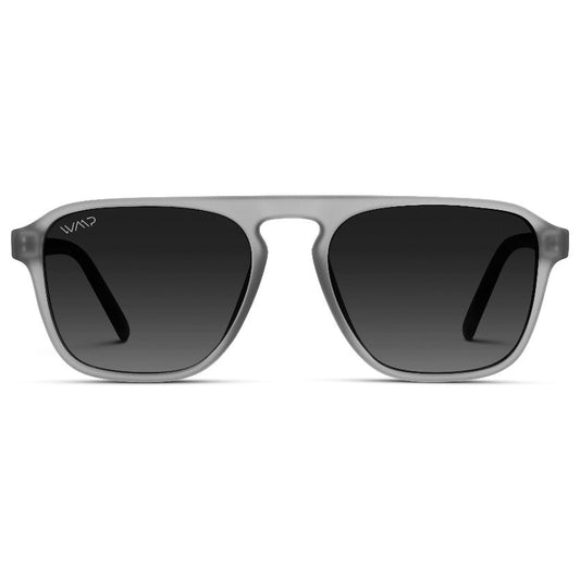 Lunettes de soleil aviateur carrées unisexes EMERSON en gris Moonrock par WMP Eyewear
