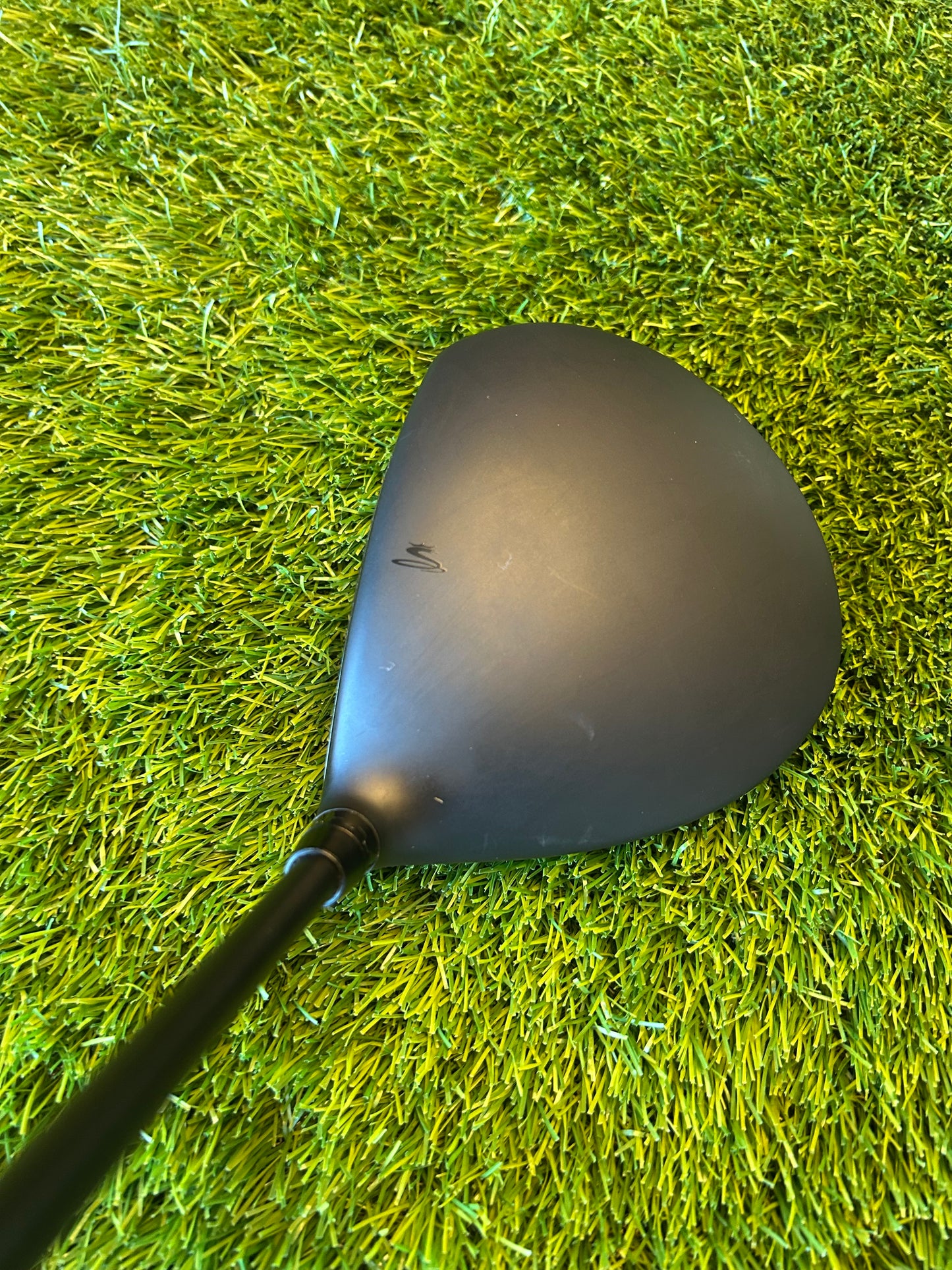 Cobra King LTD Black 10.5 Degree Driver Graphite Rogue 95 MSI Regular Flex shaft Cobra Connect - RH head cover included