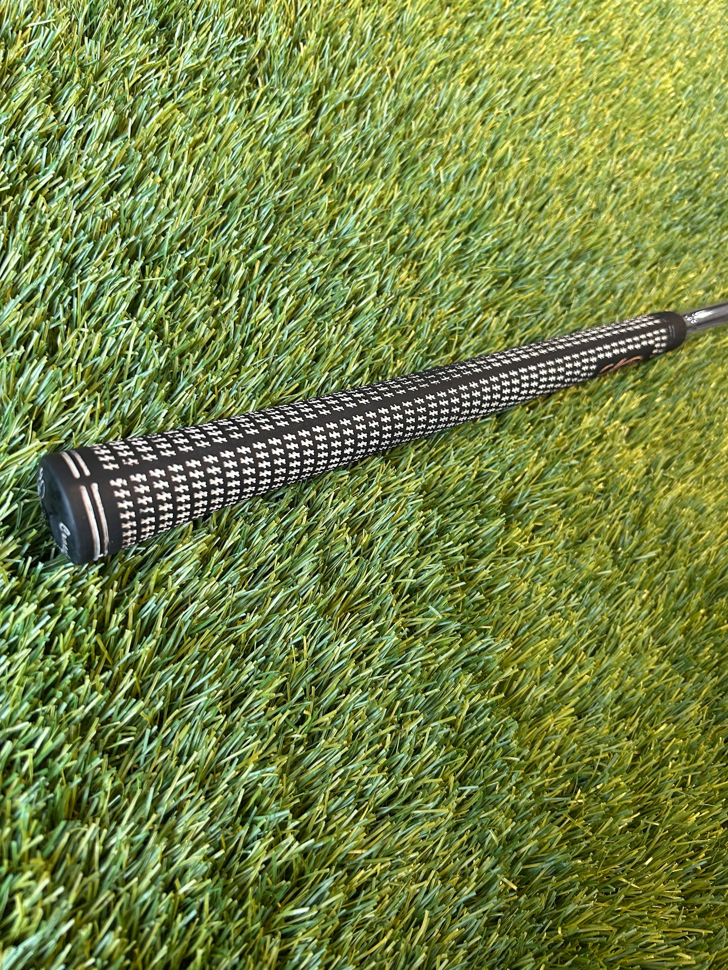 Titleist 990 5 Iron Steel Dynamic Gold S300 Shaft - RH
