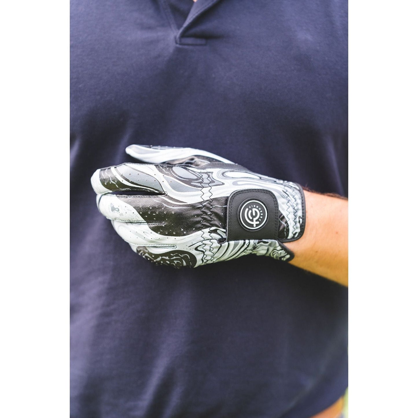 Gant de golf en marbre noir | Collection Motif