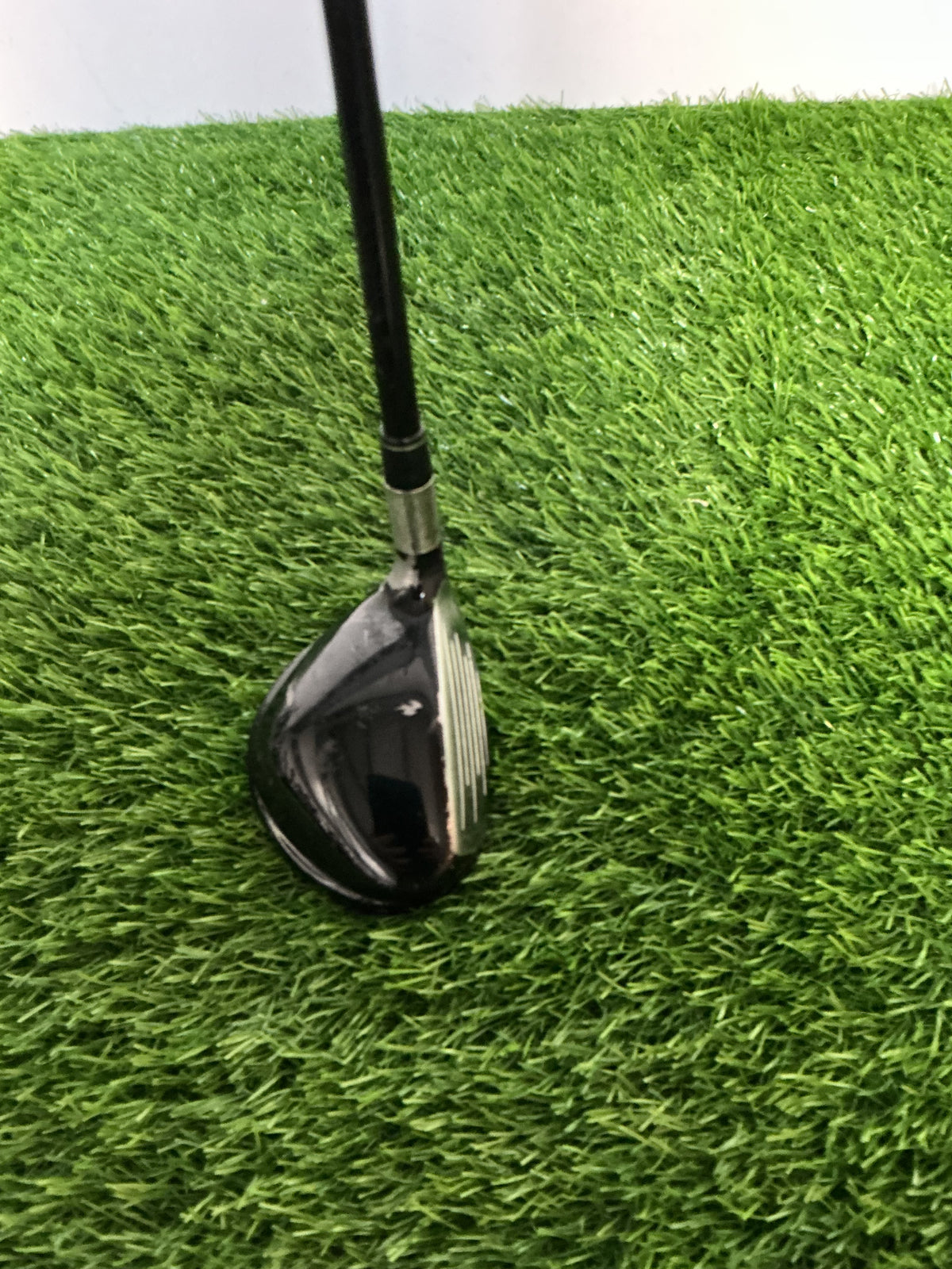 Pre-Owned Mens RH TaylorMade 25 Degree Hybrid