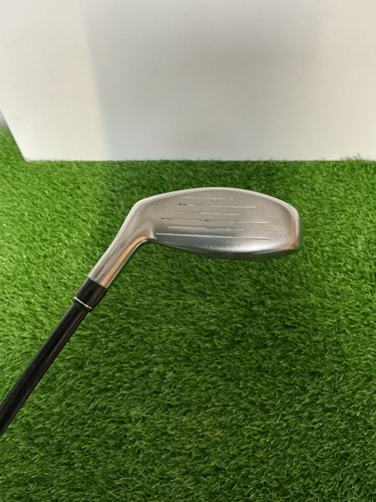 Pre-Owned Mens RH TaylorMade 16 degree 2H