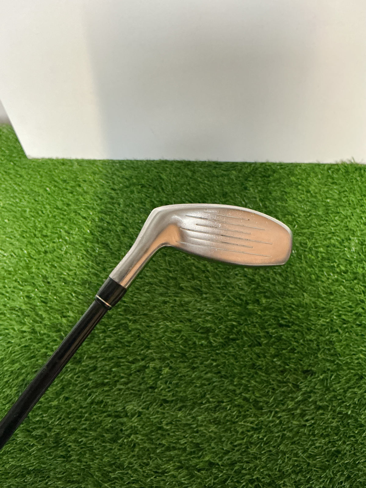 Pre-Owned Mens RH TaylorMade 16 degree 2H