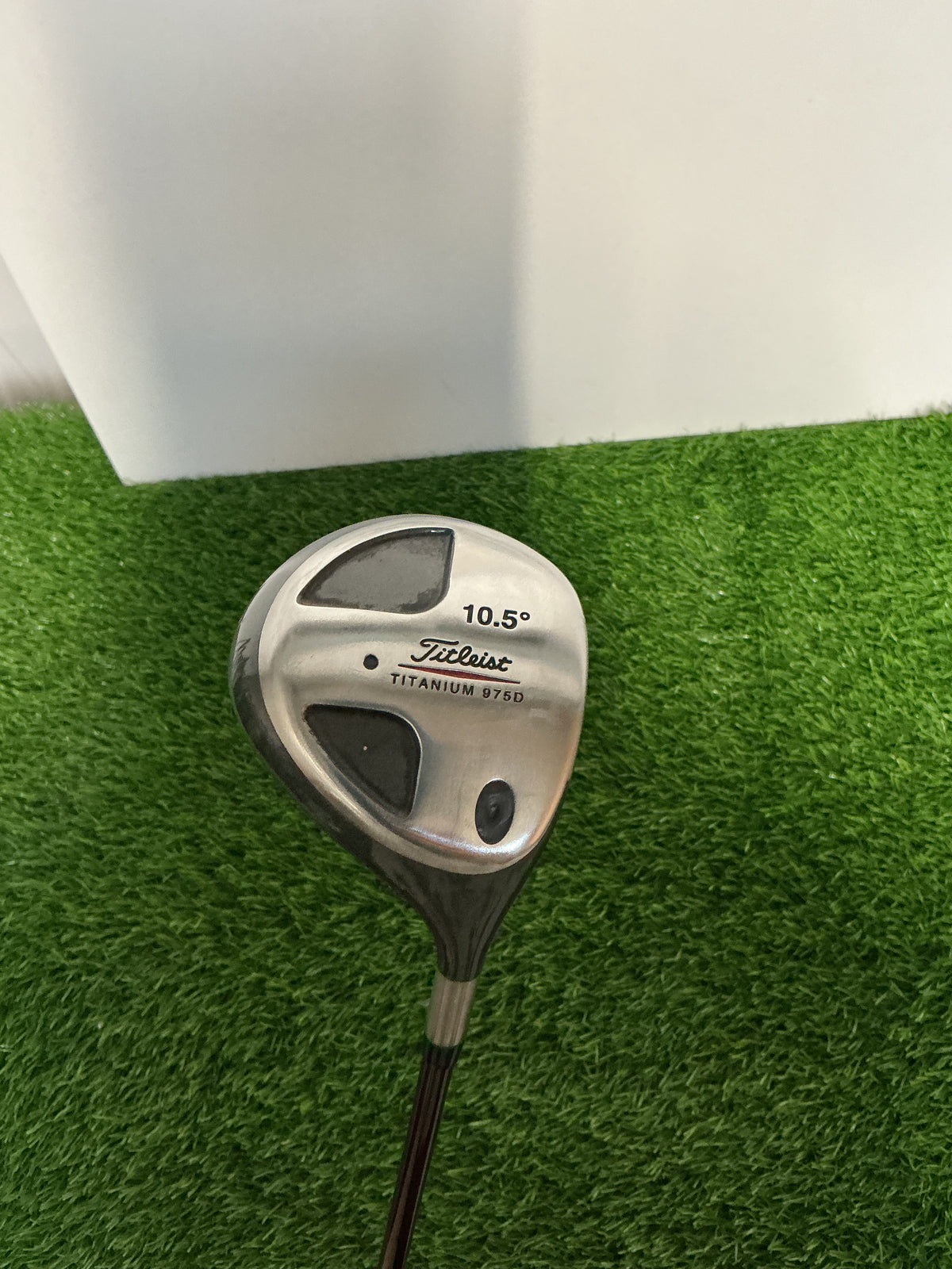 Pre-Owned Mens RH Titleist 10.5 Degree Driver Stiff Flex