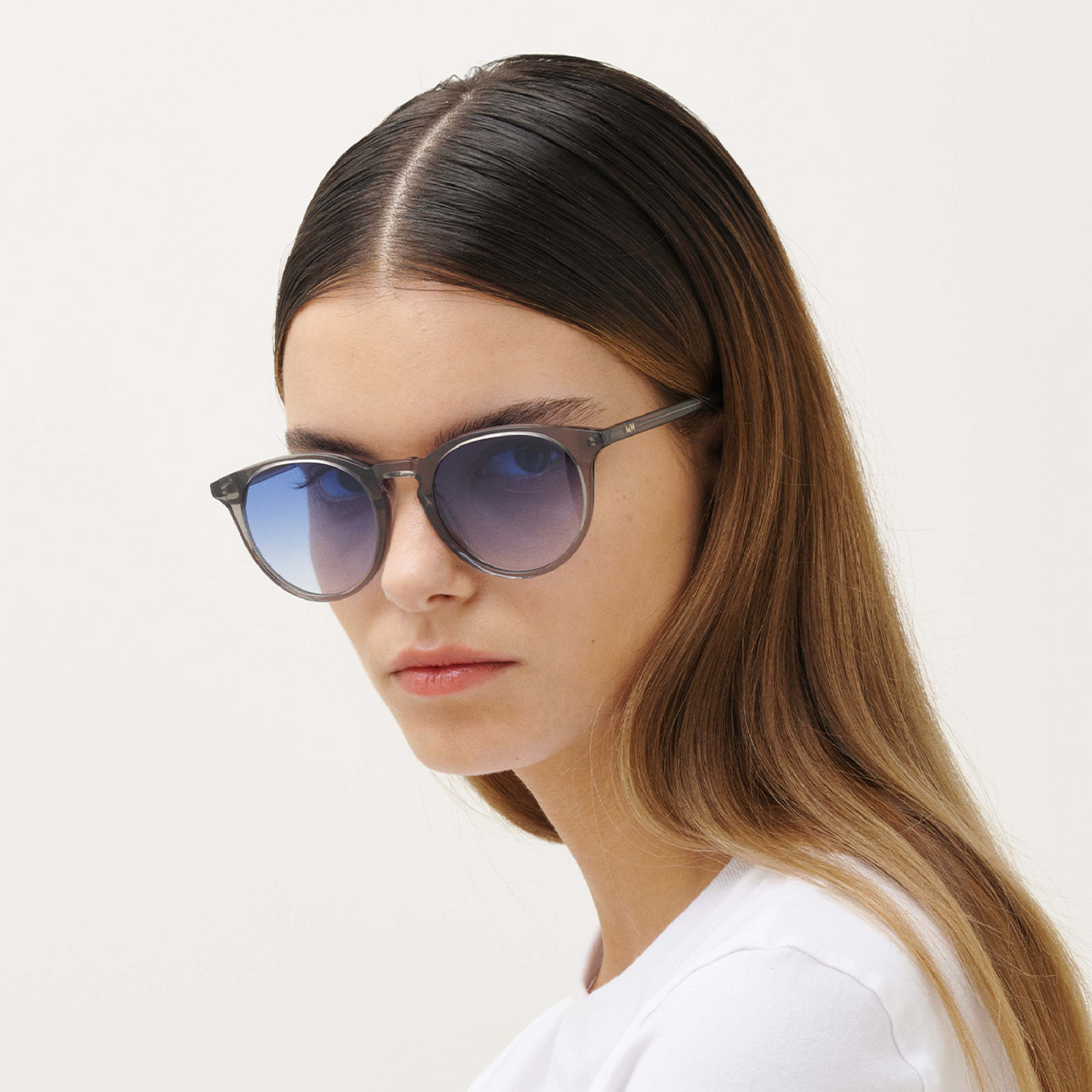 NOUVELLES lunettes de soleil DEPP grises et bleues en cristal par Messy Weekend UK