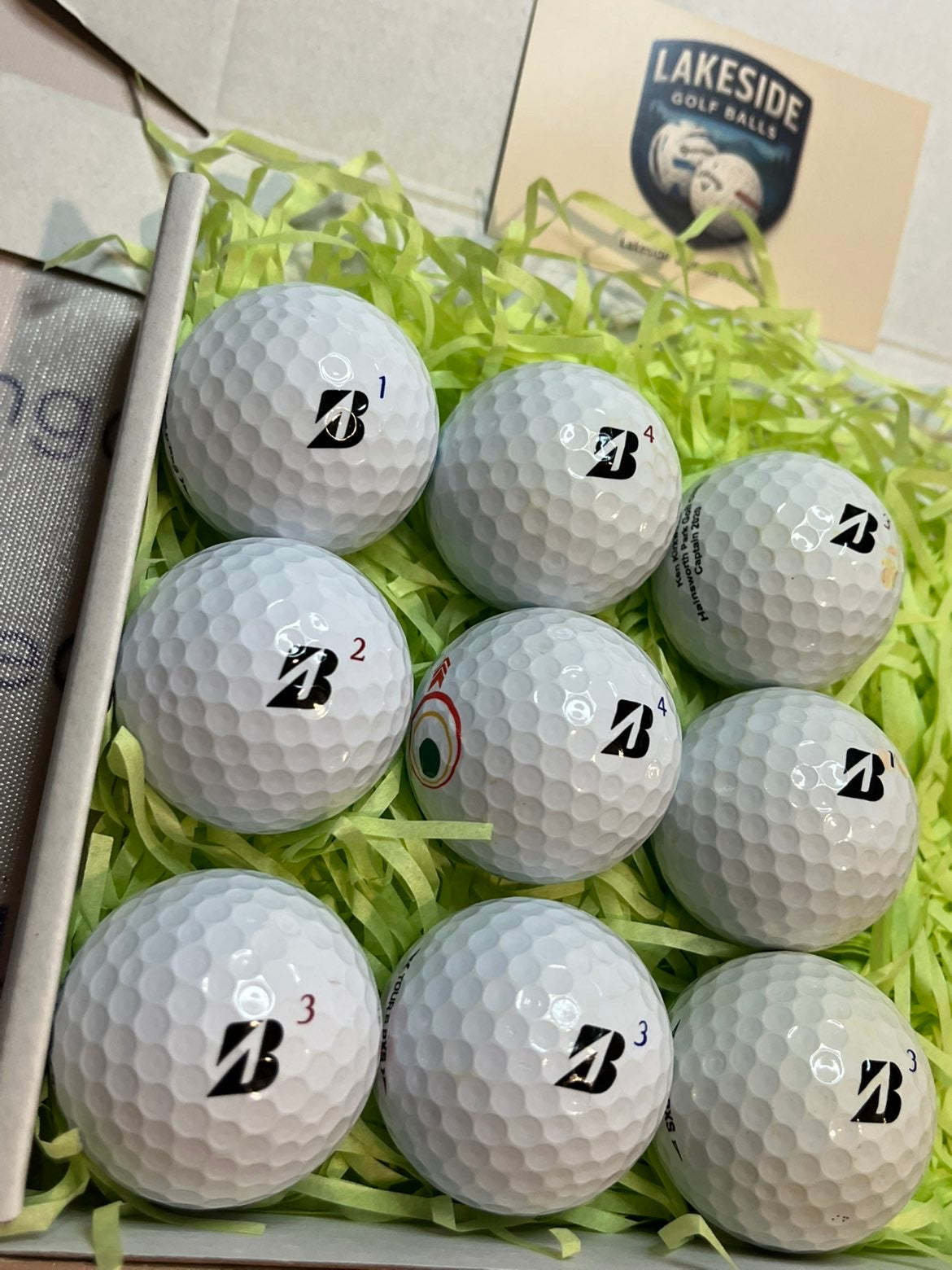 12 Bridgestone Tour BRX & BRXS White Golf balls