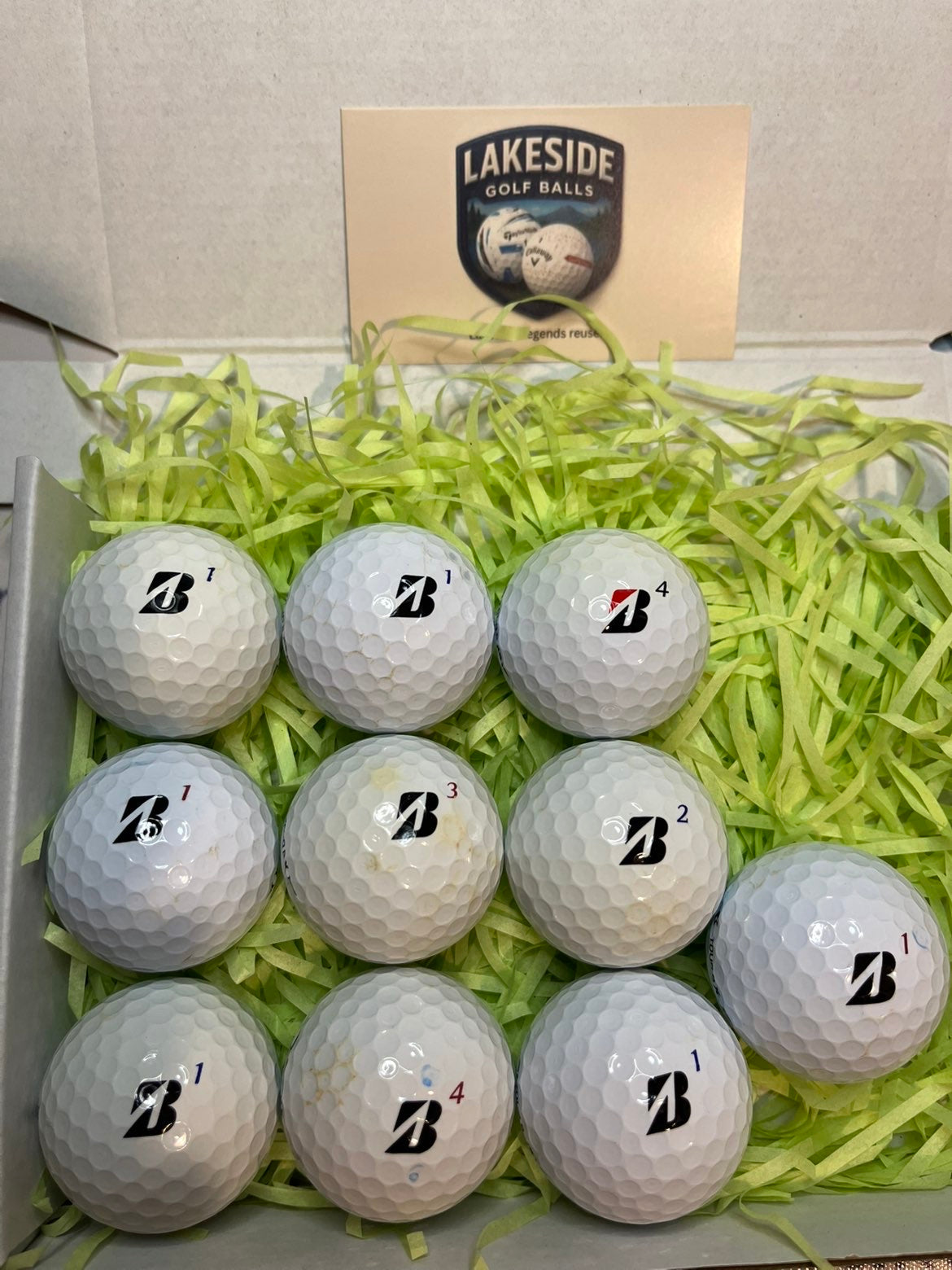 12 Bridgestone Tour BRX & BRXS White Golf balls