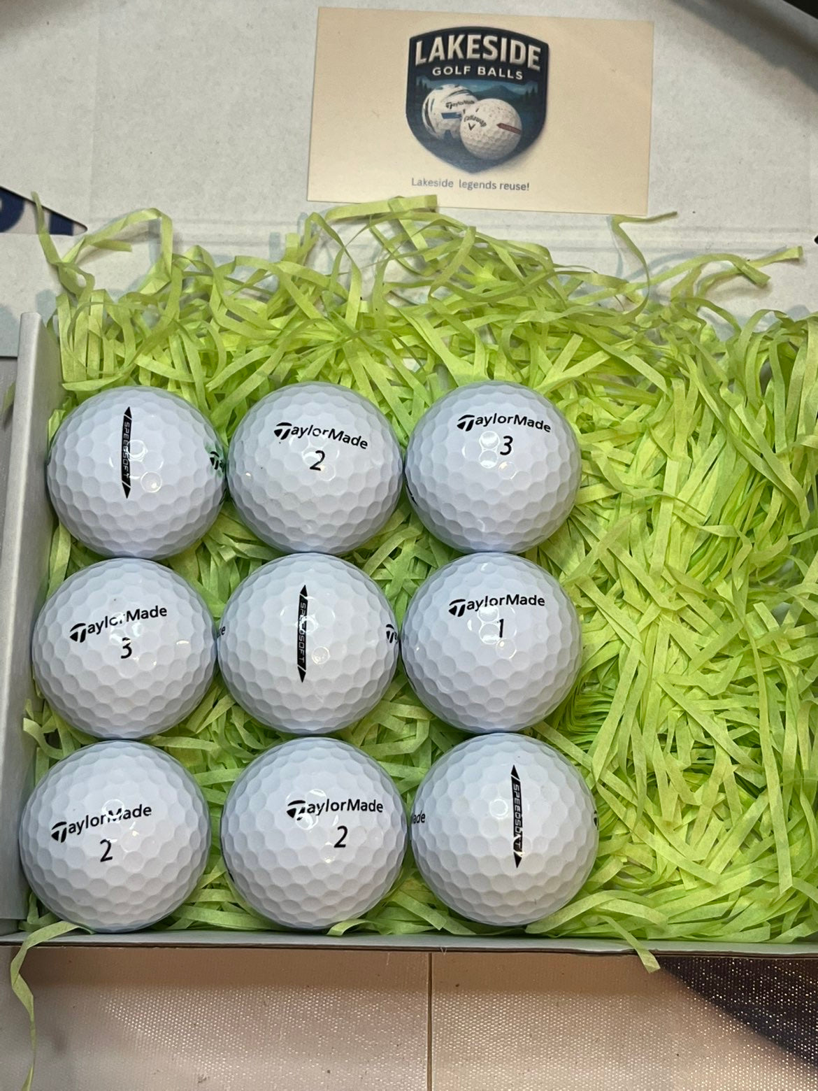 12 Taylormade SpeedSoft White Golf Balls