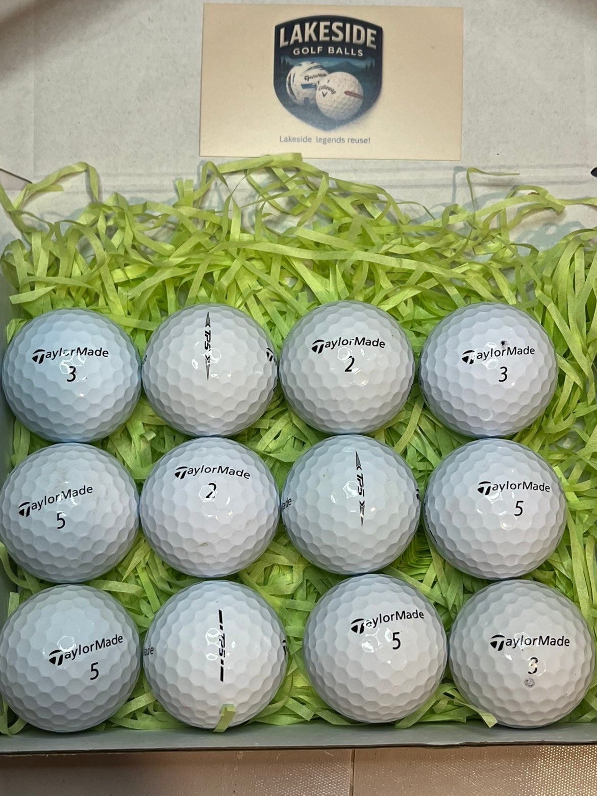 12 Taylormade TP5 White Golf balls