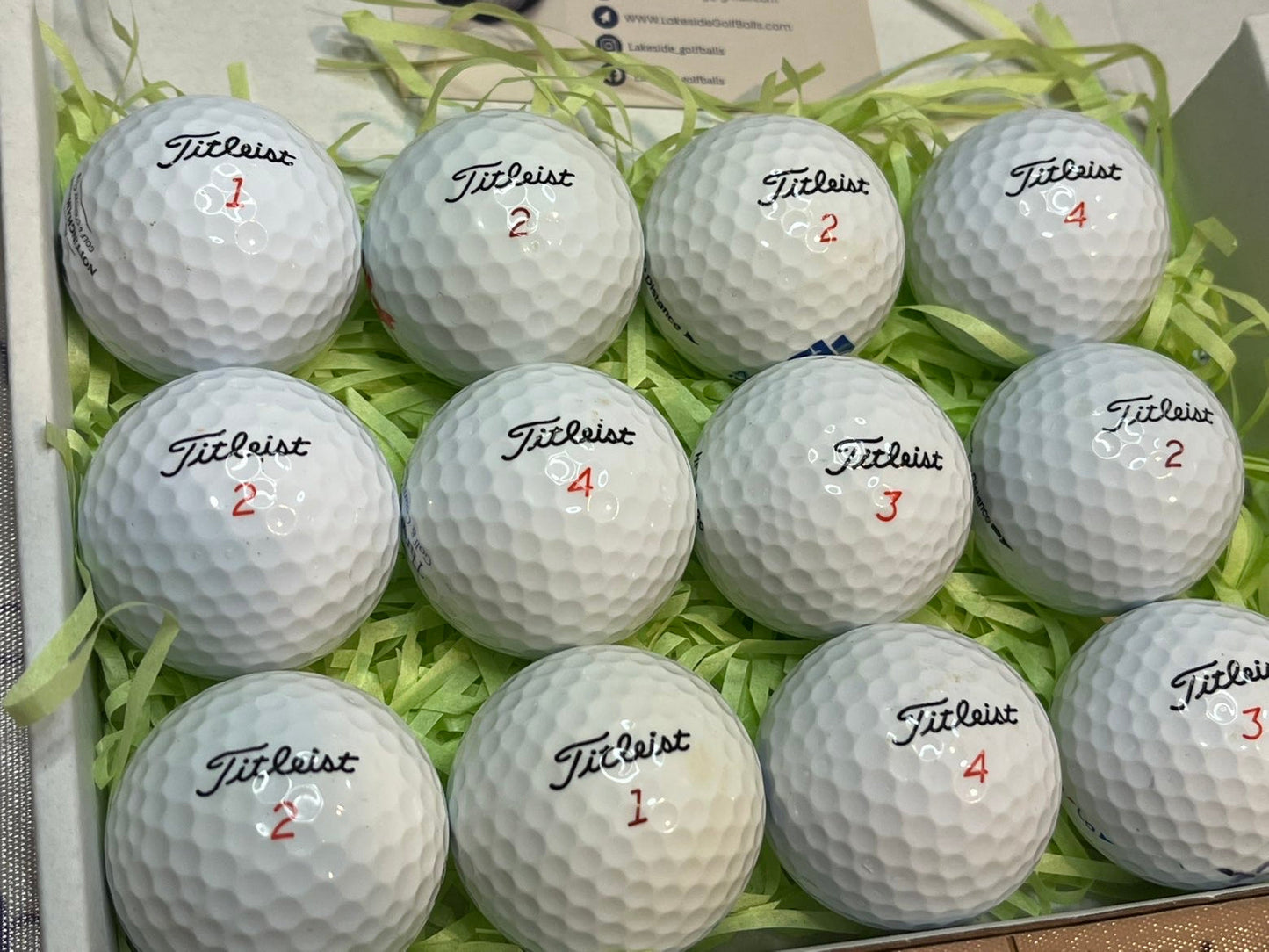 24 Titleist Mix White Golf Balls + Free 24 Delivery
