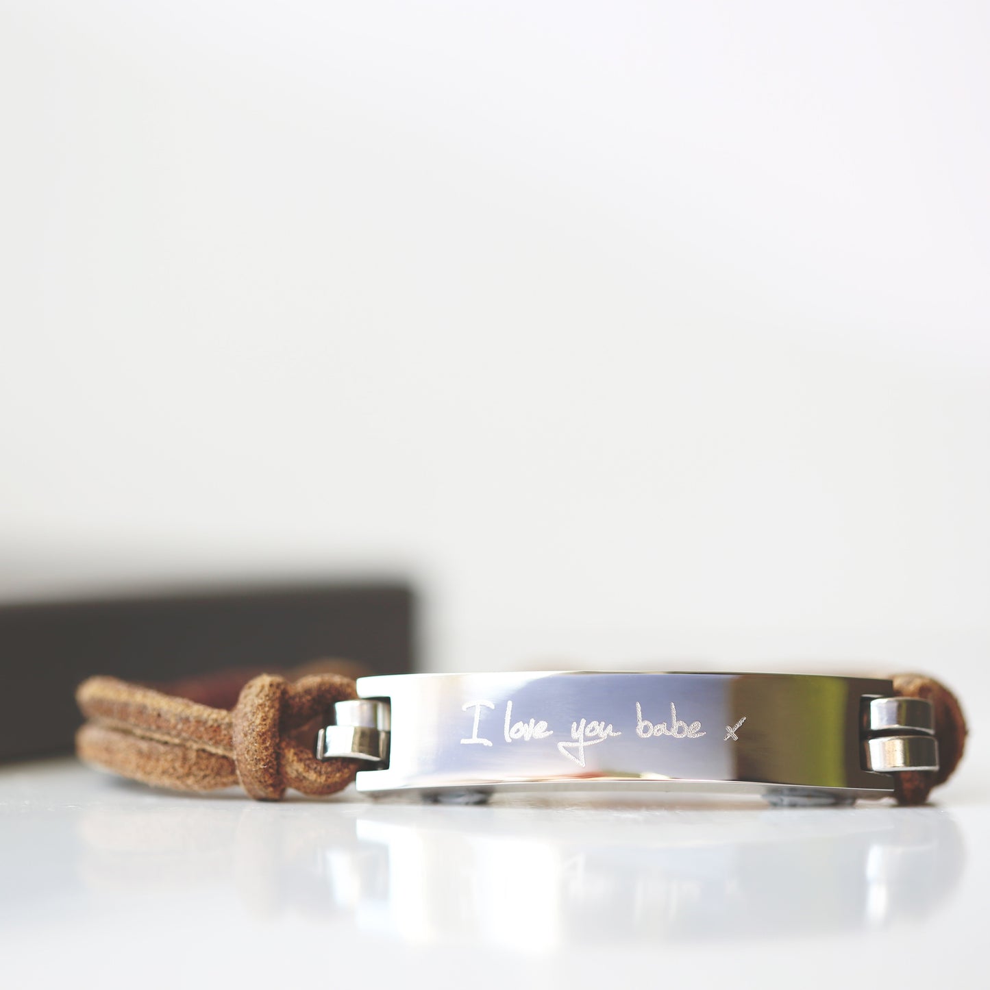 Bracelet en cuir tanné pour homme