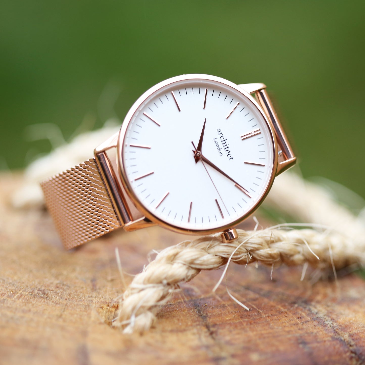 Ladies Architēct Blanc - Modern Font Engraving + Rose Gold Mesh Strap