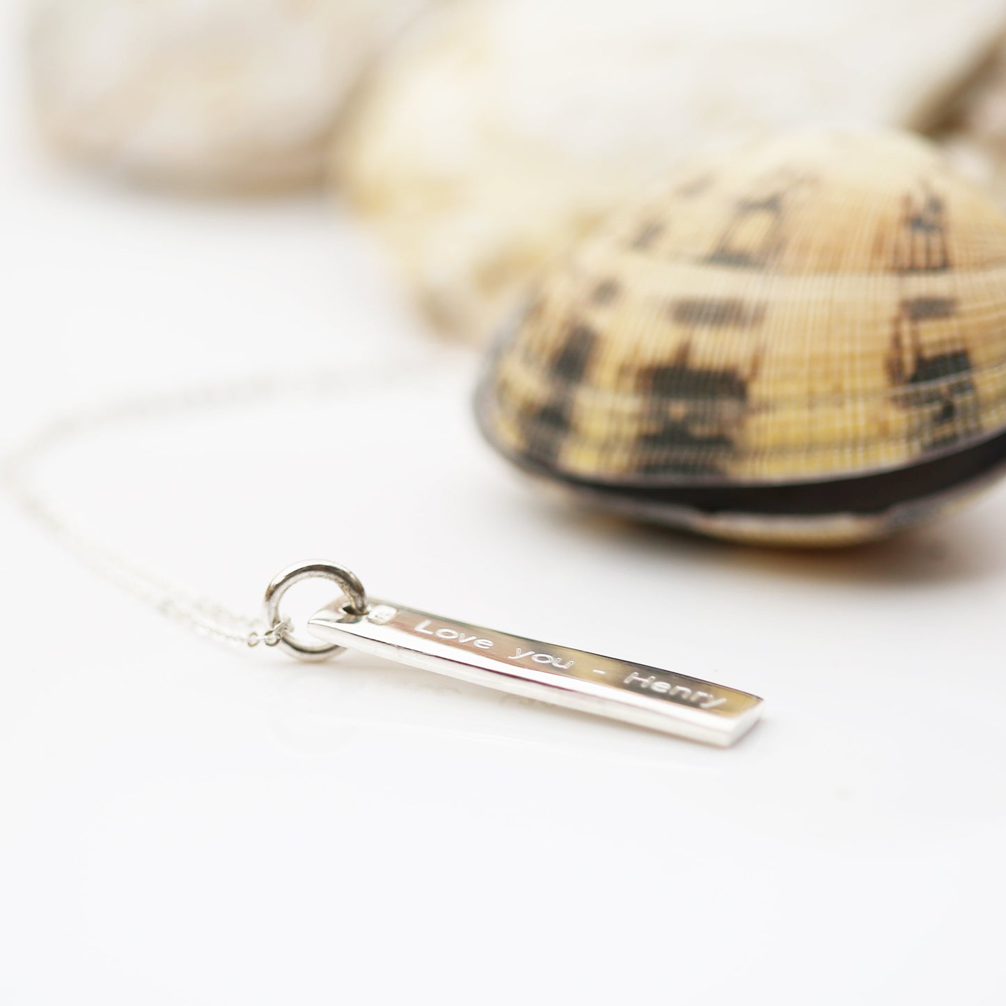 Collier en argent sterling avec barre
