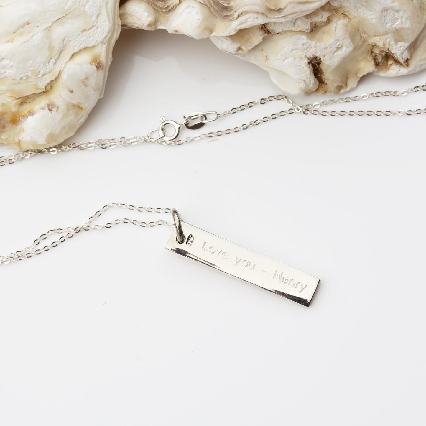 Collier en argent sterling avec barre