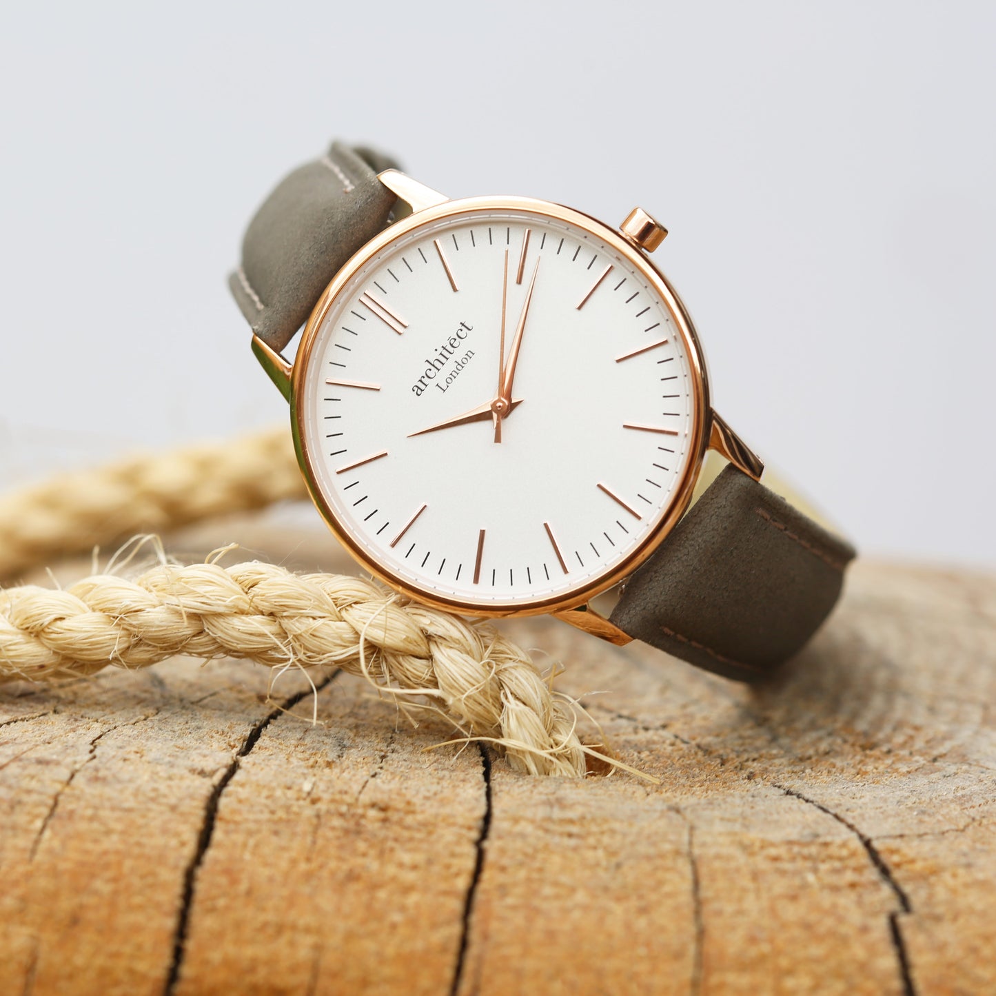 Ladies Architēct Blanc - Modern Font Engraving + Light Grey Strap