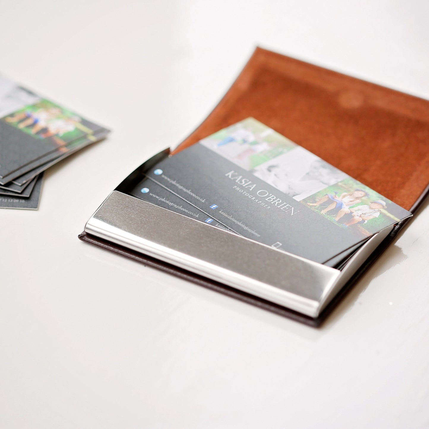 Porte-cartes de visite/cartes de crédit gravé