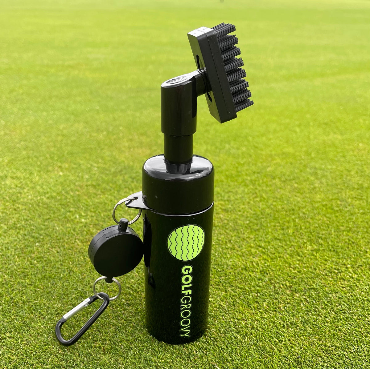 Golf Club Cleaner with Water Spray & Magnetic Clip