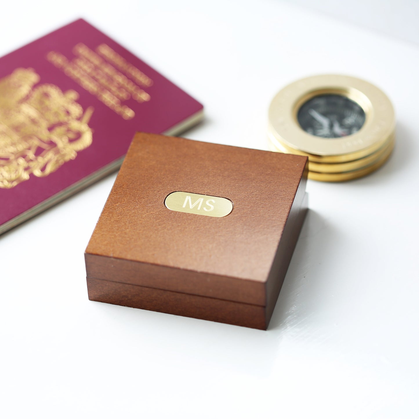 Boussole personnalisée avec boîte en bois
