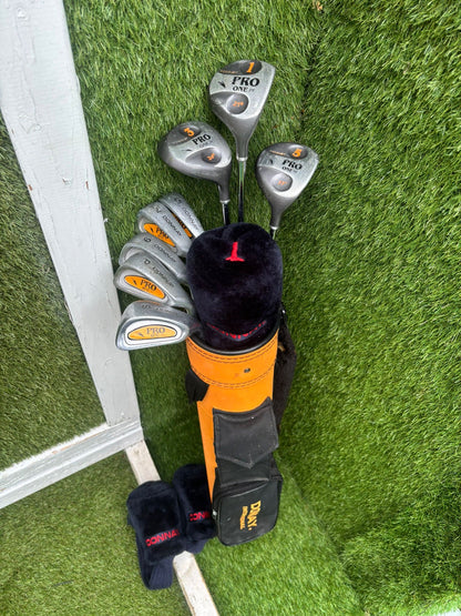 Donnay Pro One Junior Golf Set with Matching Woods, Bag & Headcovers