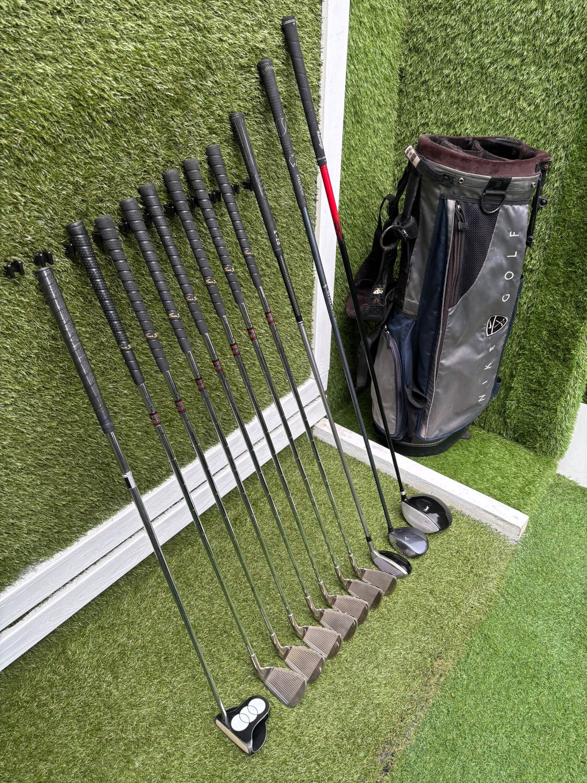 Left-Handed Complete Golf Set – Regal Pro Orbit Irons, PING i15 Hybrid, Callaway Steelhead III & Nike Stand Bag