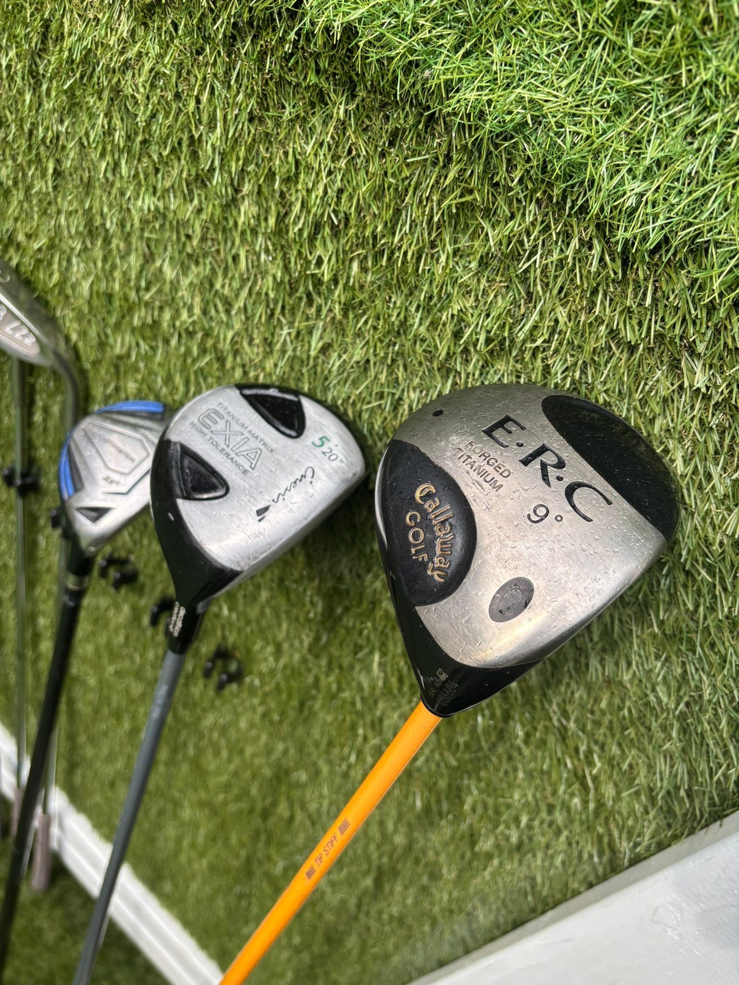 Golf Set – EEE 3ZZZ Irons + Callaway ERC Driver + Hybrid + 5 Wood + Callaway Stand Bag