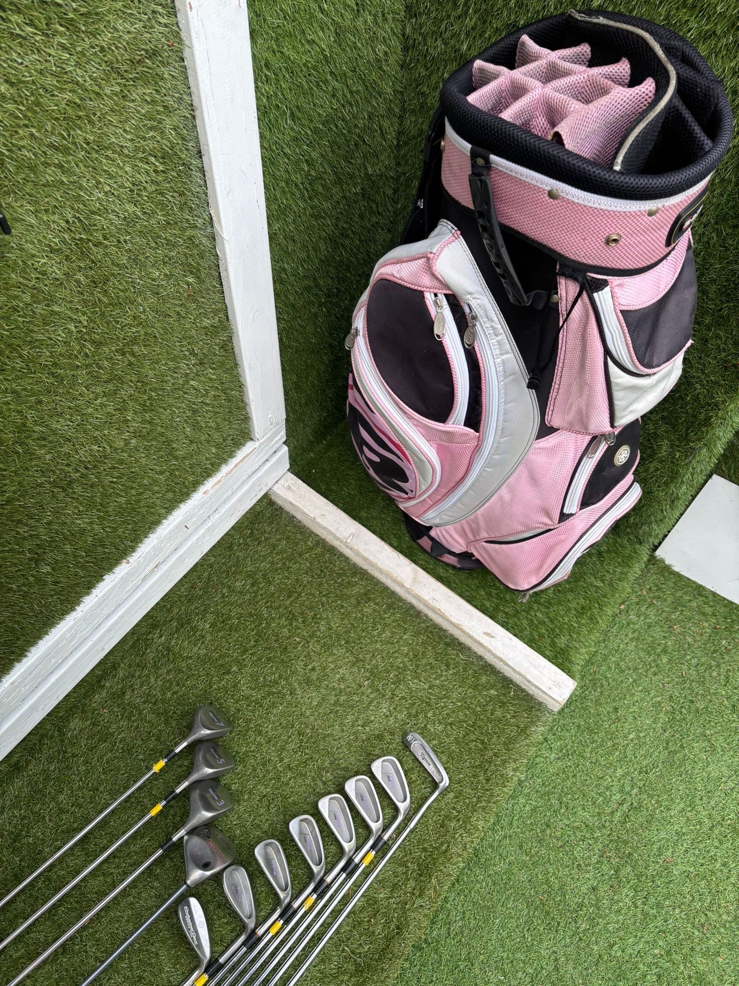 Wilson Berg HT Ladies Golf Set with Callaway Big Bertha War Bird Driver & Cart Bag