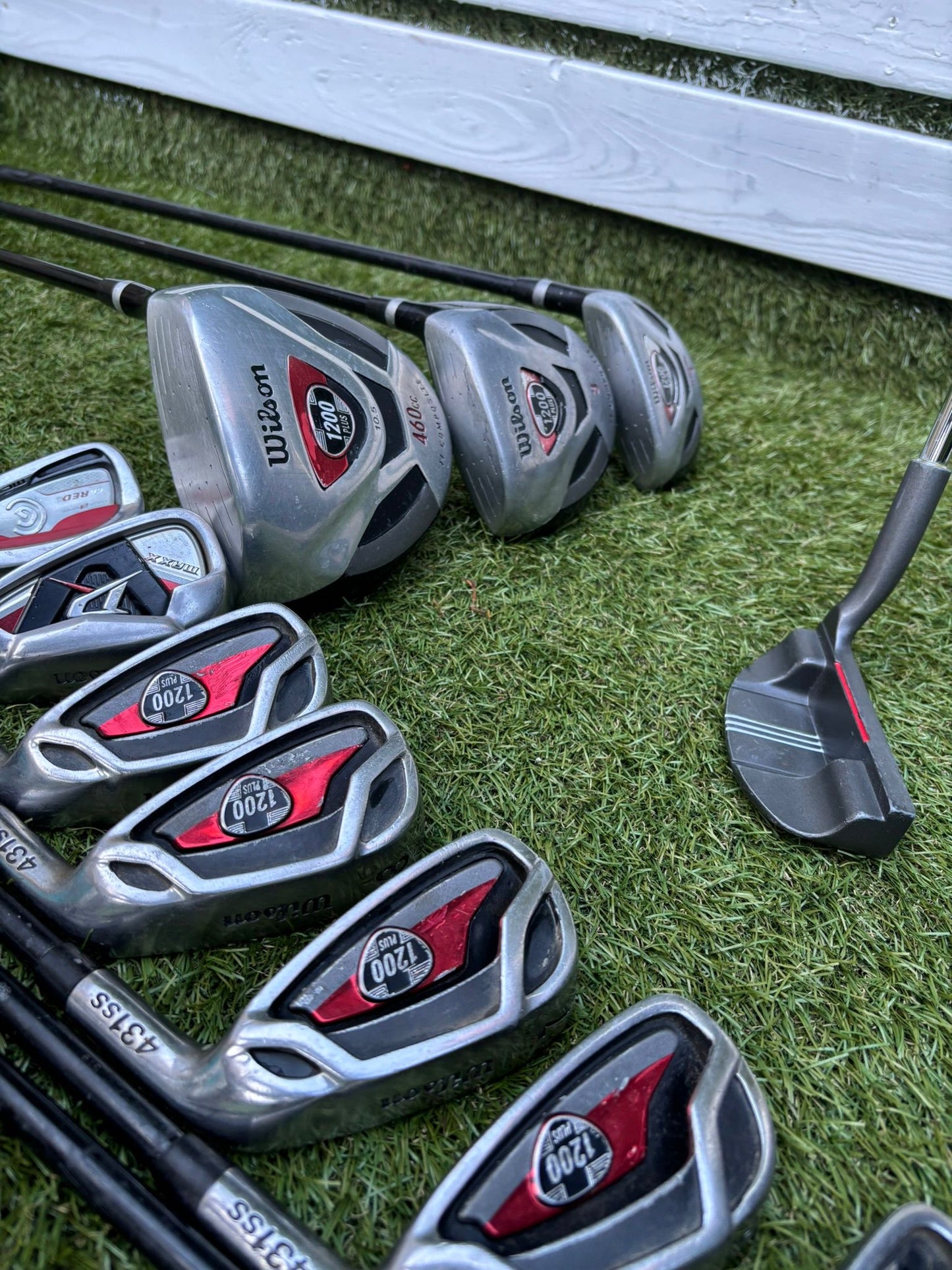 🔥 Wilson 1200 Plus Irons (5–SW) + Driver / 3 Wood / Hybrid + Cleveland Wedge + Waterproof Sun Mountain Bag