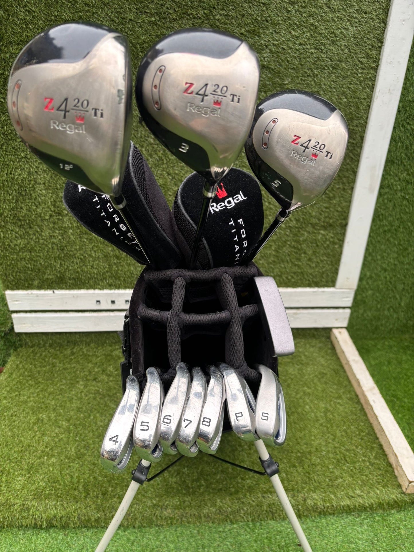 Regal Z4 Titanium Woods + XTP Irons + Nike Stand Bag – 11-Club Golf Set