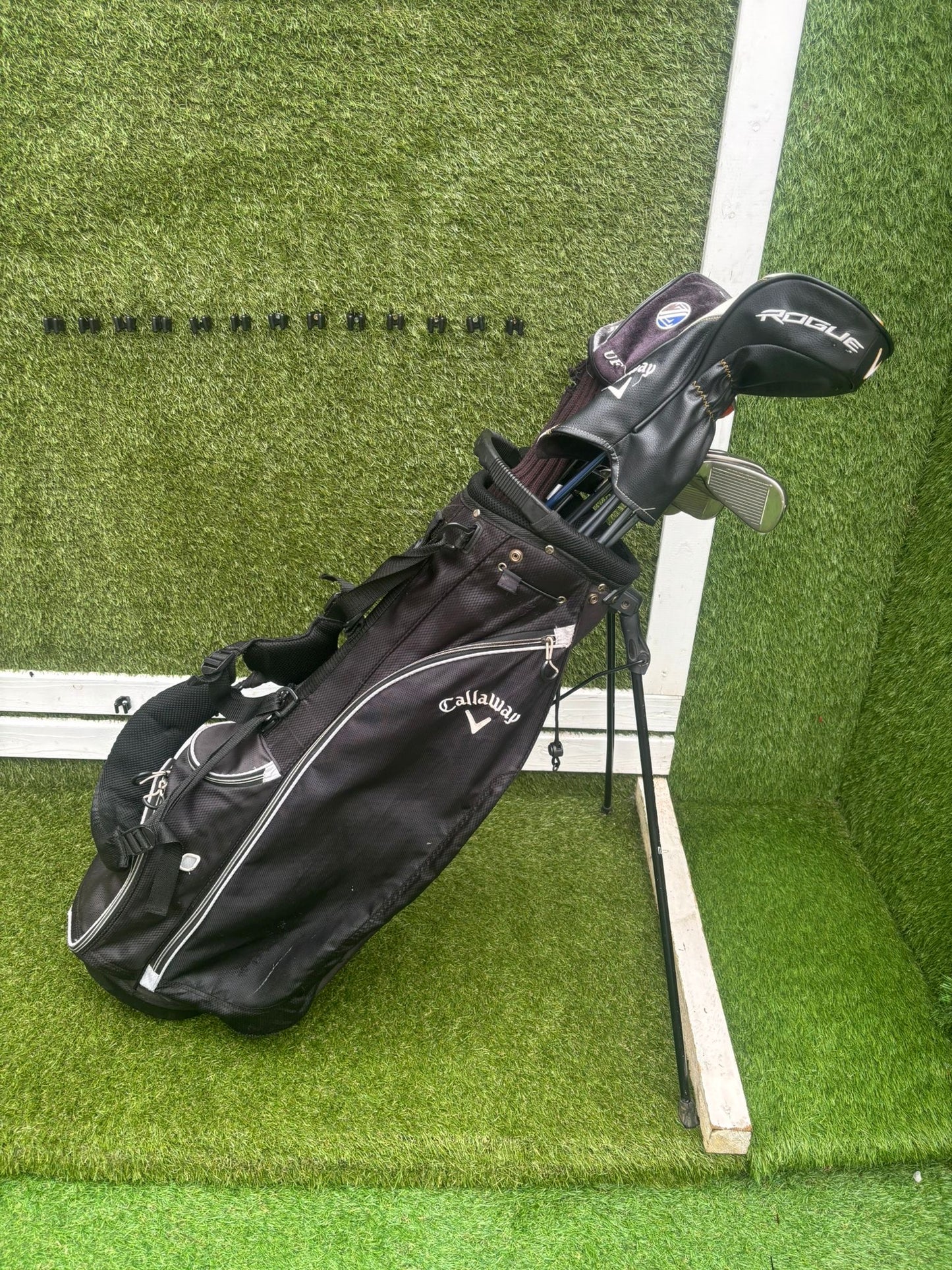 Callaway Tungsten Titanium Irons + Donnay Driver + Mizuno Fairway + Confidence Hybrid + Callaway Stand Bag (12 Clubs)