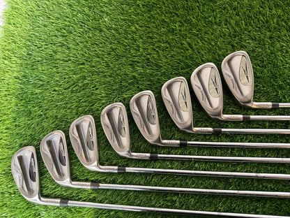Men’s Left-Handed Wilson Golf Set – Beginners to Mid Handicap Golfers. Everything you need!