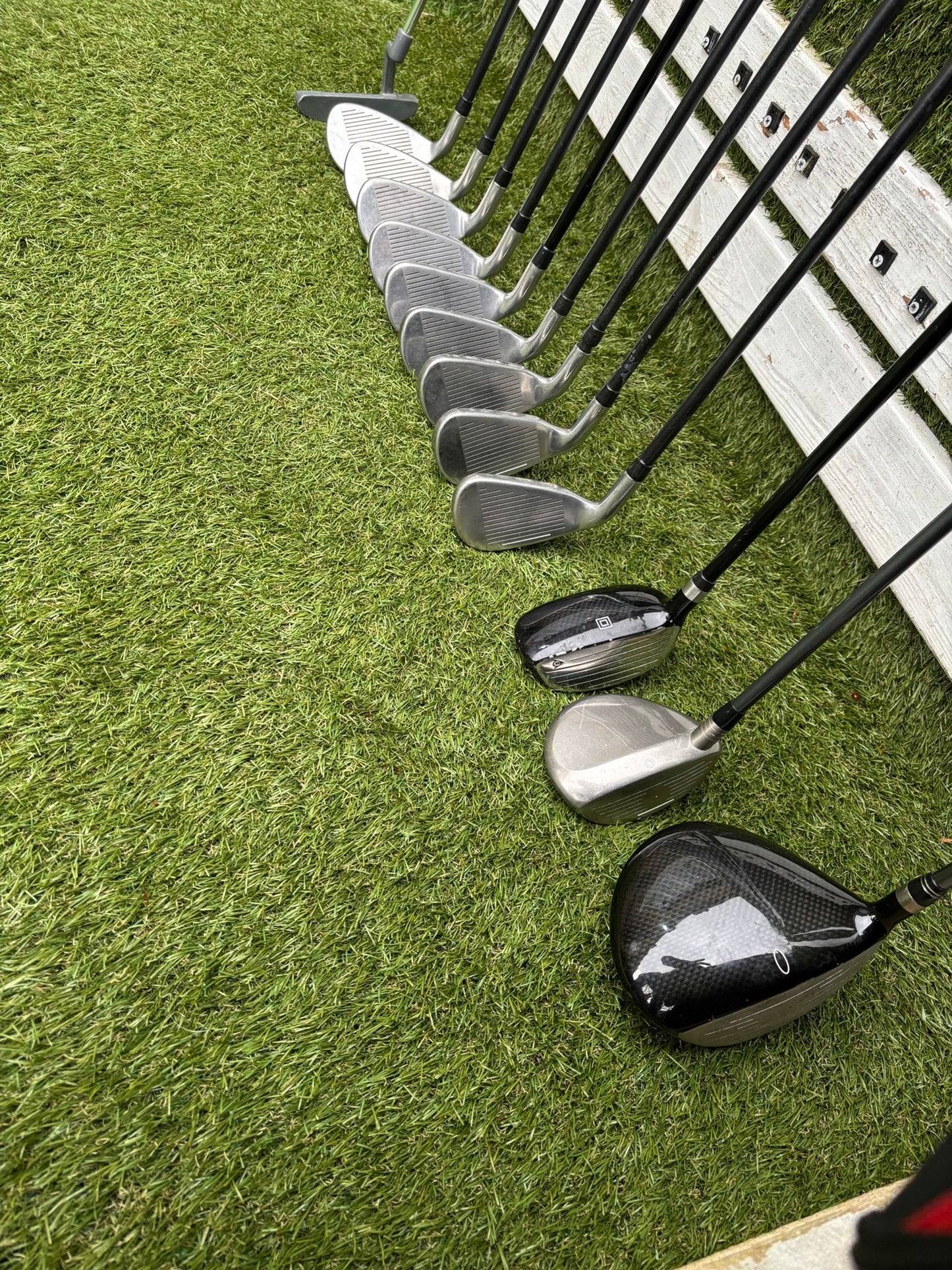 John Letters Trilogy T5 Graphite Iron Set + Woods & Motocaddy Bag