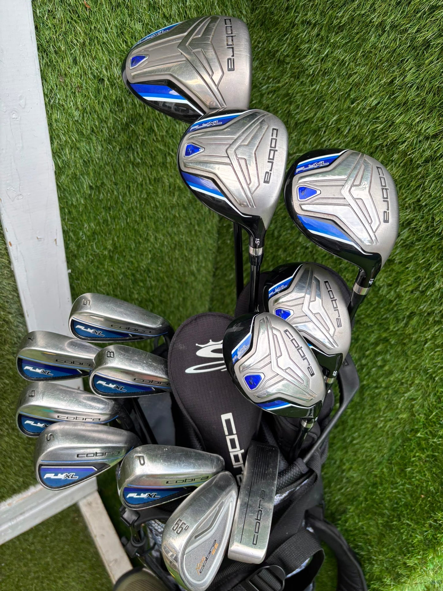 Cobra FLY-XL Complete Golf Set, Matching Woods, Hybrids, Irons & Cobra Ultralight Pro Stand Bag