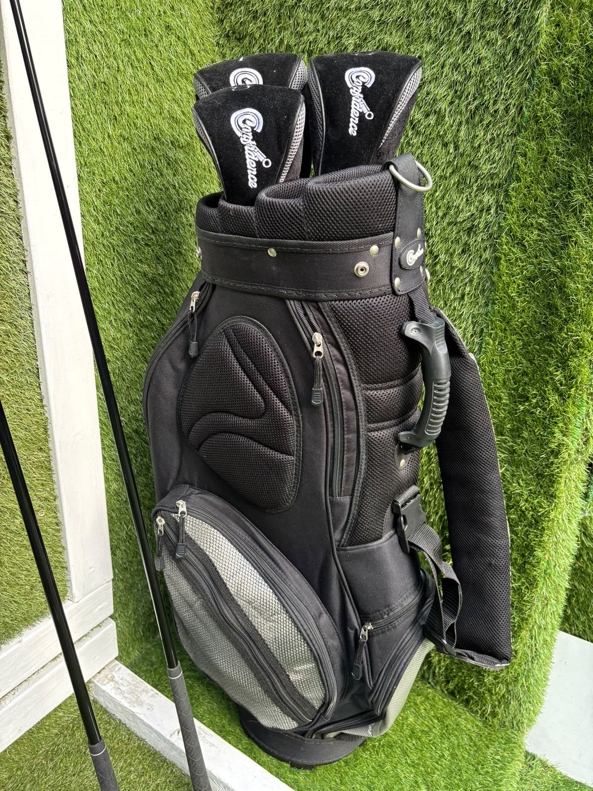 Confidence CG460 3–SW Irons, 10.5° Driver, 3 & 5 Woods, Putter & Matching Bag – Unused Condition
