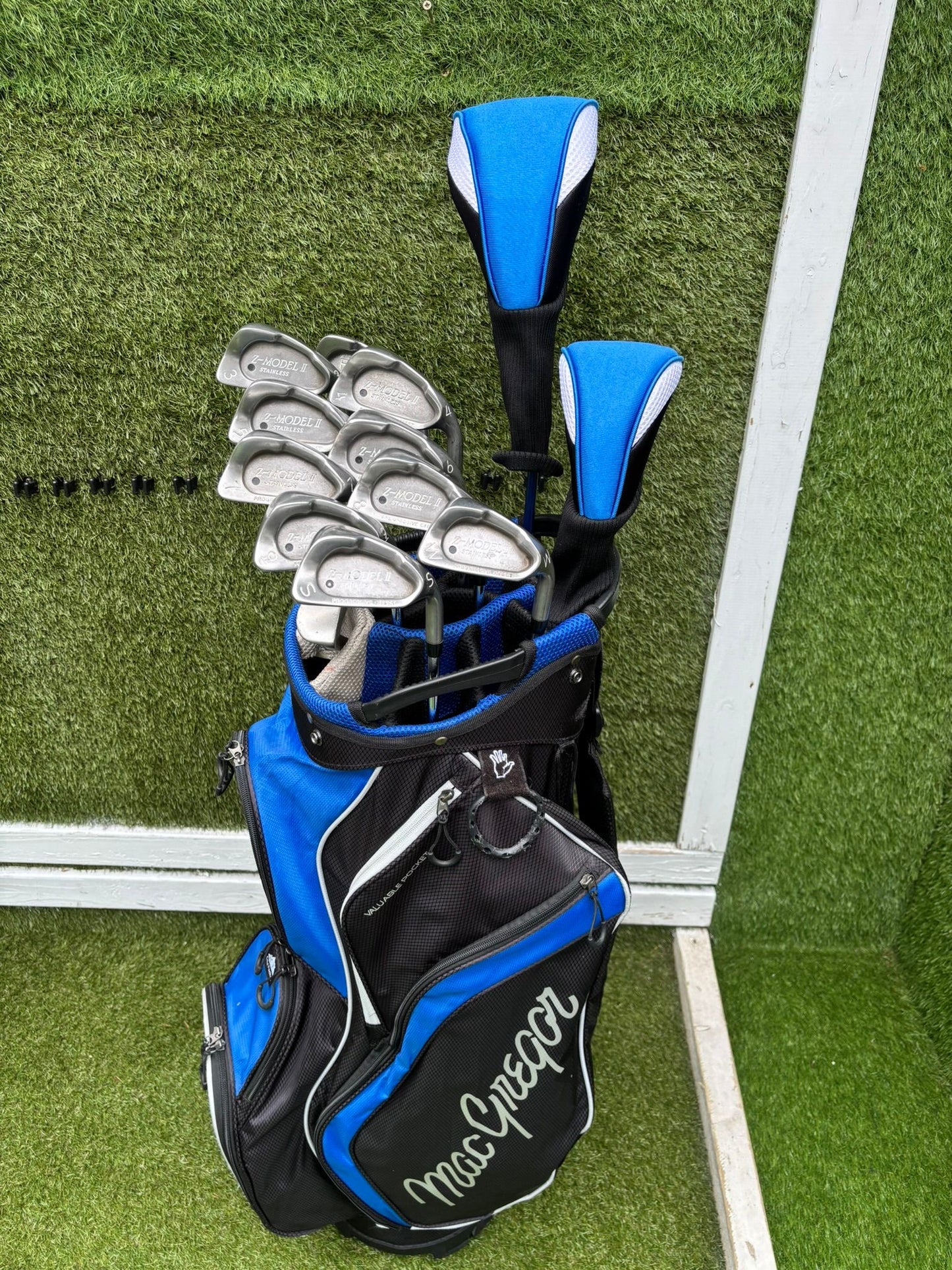 Z-Model II 3-SW Irons, Ping Zing 2 Red Dot 2 Iron, Driver, Hybrid & MacGregor Bag