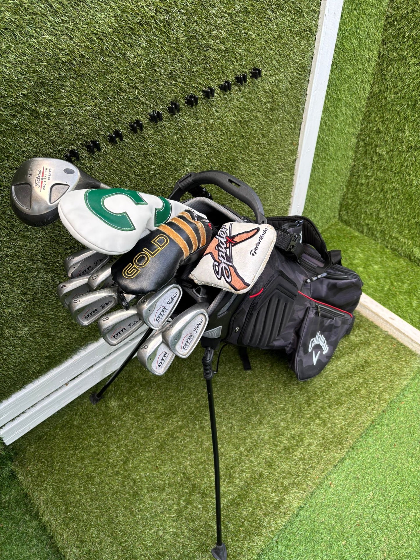 Titleist DTR Oversize Irons, PING G2 Fairway Wood & Callaway Stand Bag Golf Set