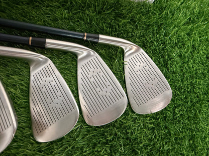 Men’s Right-Handed Golden Bear Golf Set – Ideal for Beginners