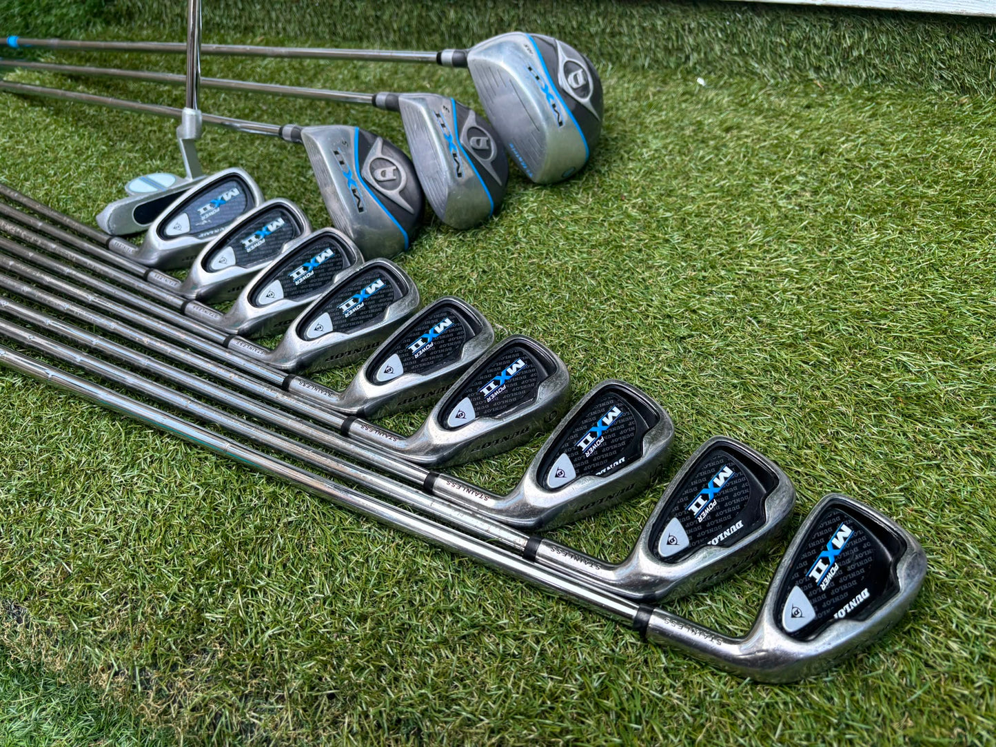 Complete Matching Dunlop MX II Golf Package Set with Stand Bag Free Delivery