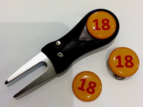 Pitchfork Magnetic Hat Clip With 3 18th Flag / 18th Birthday Marker