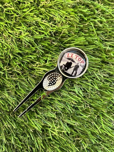 ZZ TOP METAL GOLF BALL MARKER AND PITCH REPAIR TOOL